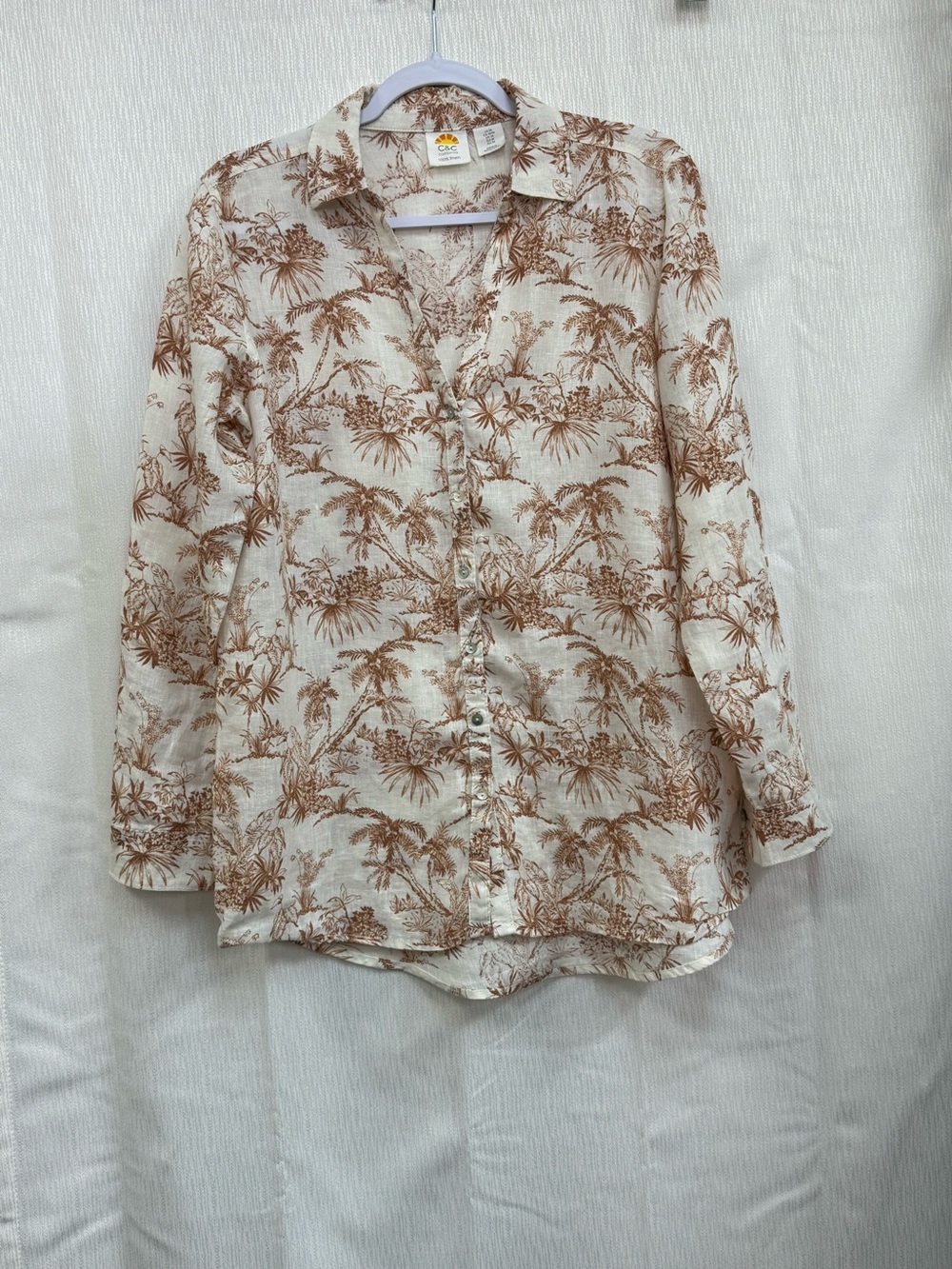 100% linen C&C California Cream Button-Front Tunic with Brown Palm Print